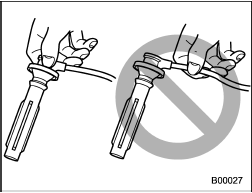 It may be difficult to replace the spark plugs. It is recommended that you have the spark plugs replaced by your SUBARU dealer.