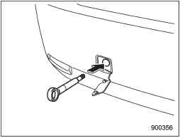 3. Screw the towing hook into the thread hole until its thread can no longer be seen.